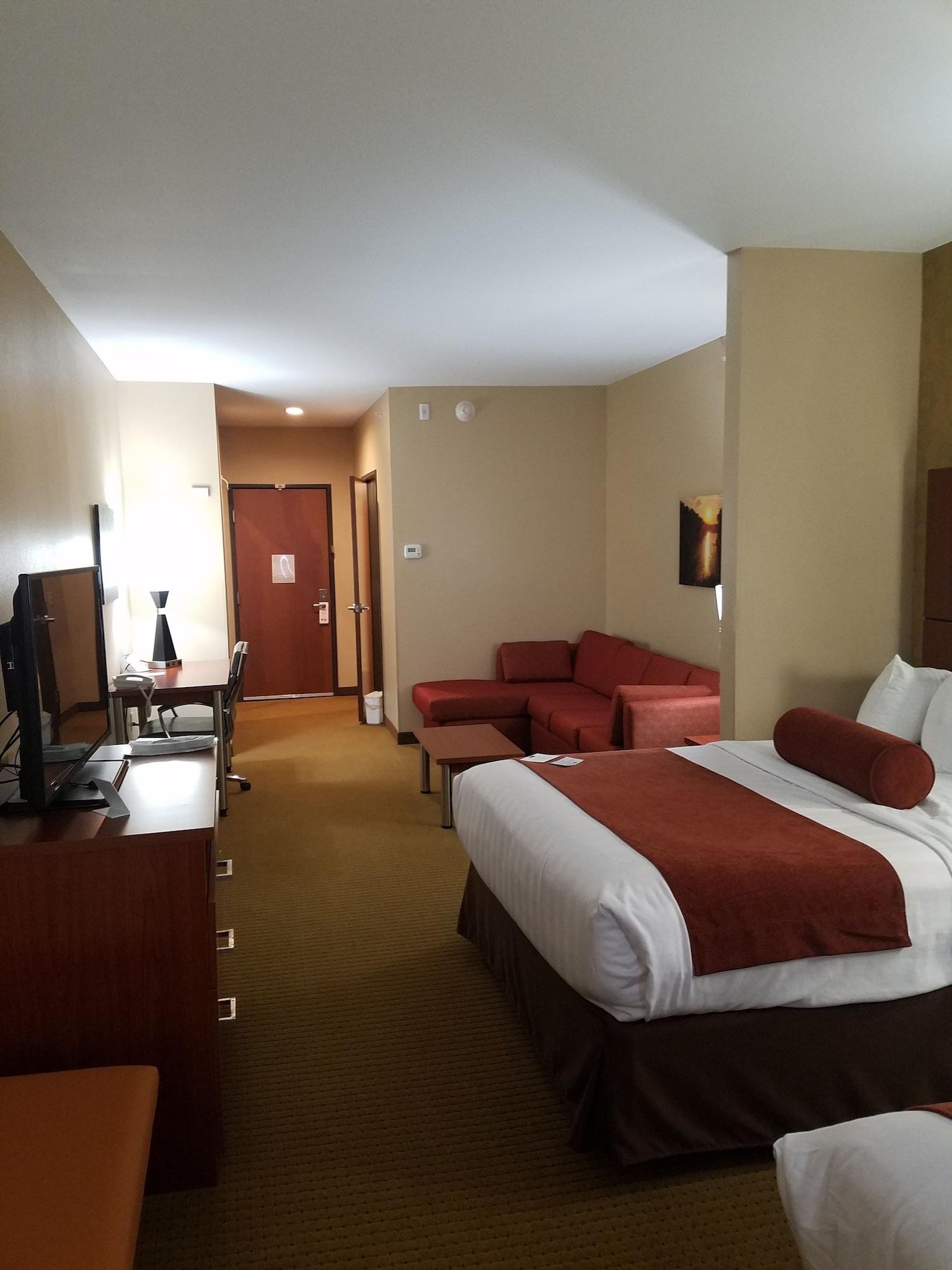 Best Western Plus Finger Lakes Inn & Suites Cortland Kültér fotó
