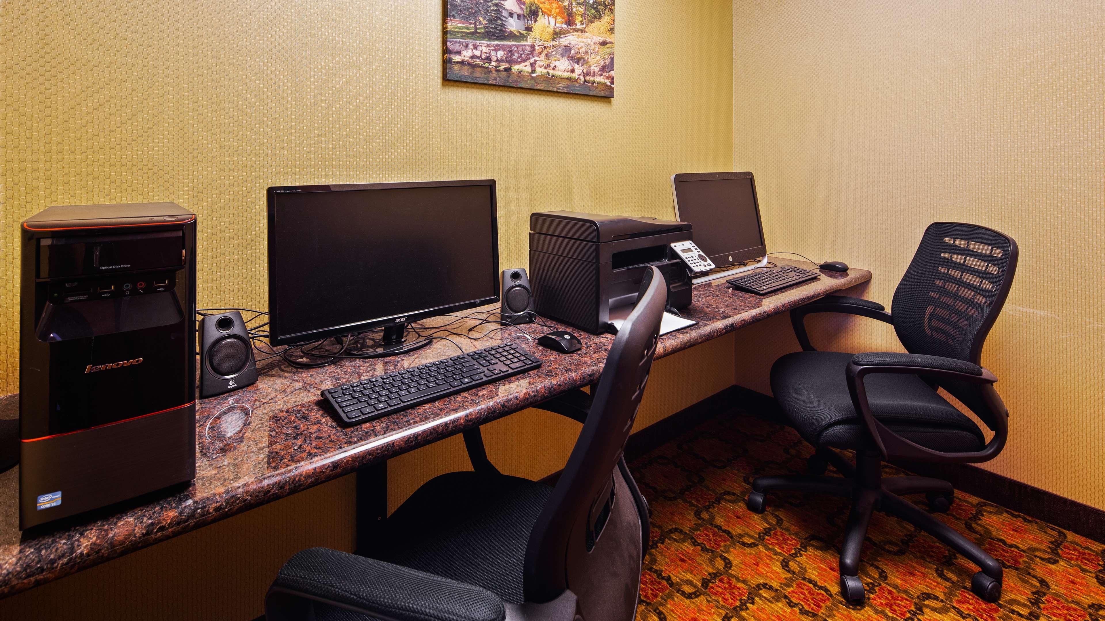 Best Western Plus Finger Lakes Inn & Suites Cortland Kültér fotó