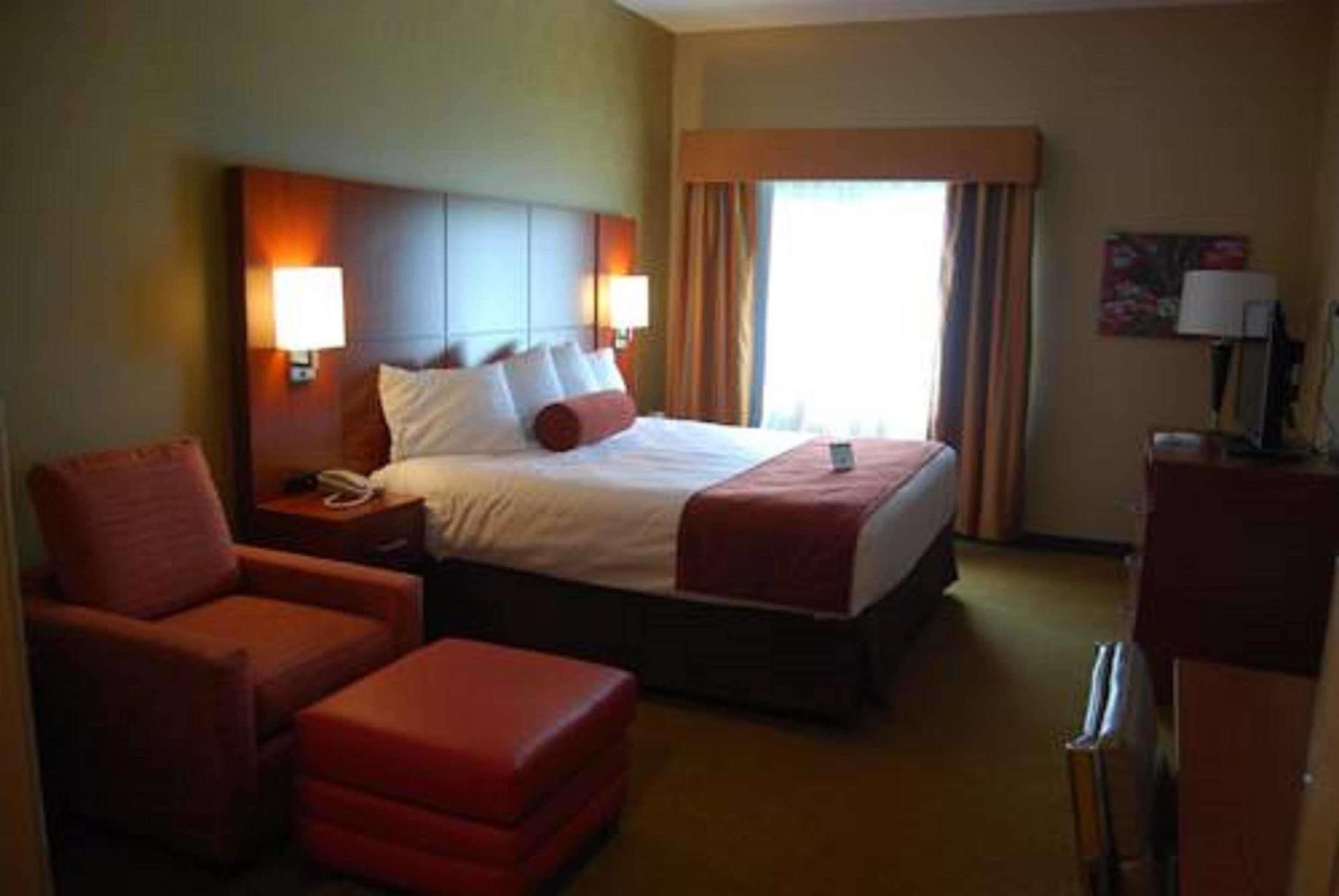 Best Western Plus Finger Lakes Inn & Suites Cortland Kültér fotó